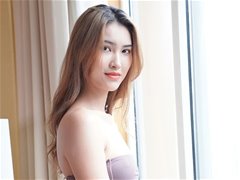性感妩媚大美女小鹿私拍尺度人体套图