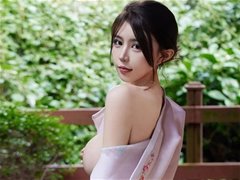 秀人女神tina_甜仔甜美人妻半脱私购流出