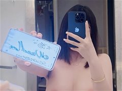 推特美女@成都十柒酱私拍粉嫩B尺度图集2