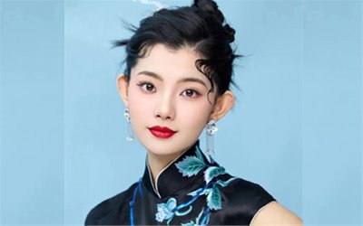 山东女孩赵娜获环球小姐中国总冠军